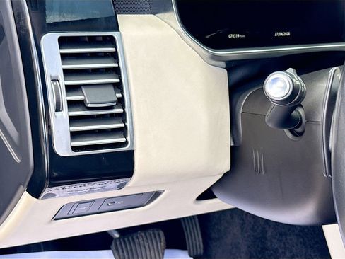 Used 2019 Land Rover Range Rover Supercharged AWD/4WD image 11