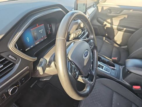 Used 2024 Ford Escape Active AWD/4WD image 9