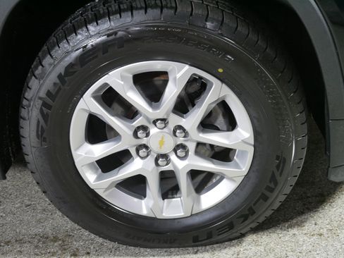 Used 2019 Chevrolet Traverse LS AWD/4WD image 15