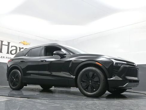 New 2026 Chevrolet Blazer EV LT image 2