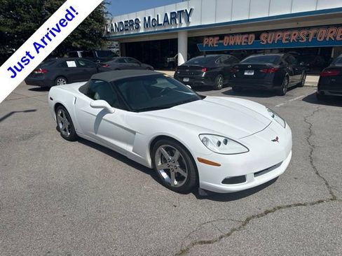 Used 2007 Chevrolet Corvette Convertible w/ Preferred Equipment Group RWD image 1