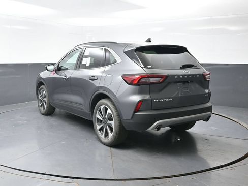 Used 2025 Ford Escape Platinum AWD/4WD image 12