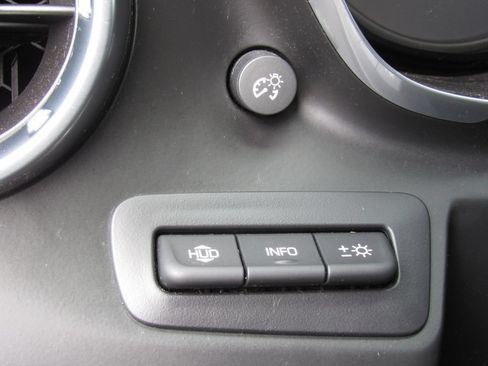 Used 2016 Chevrolet Camaro SS RWD image 29