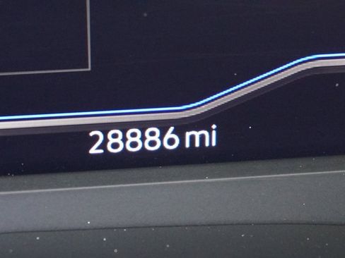 Used 2022 Volkswagen Atlas SE image 8