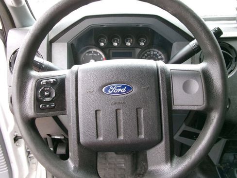 Used 2015 Ford F450 XL w/ Power Equipment Group image 17