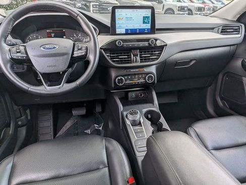 Used 2022 Ford Escape SEL image 26