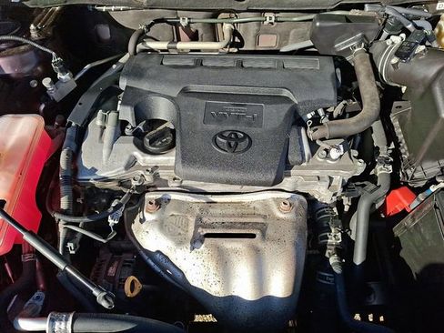 Used 2018 Toyota RAV4 XLE image 30