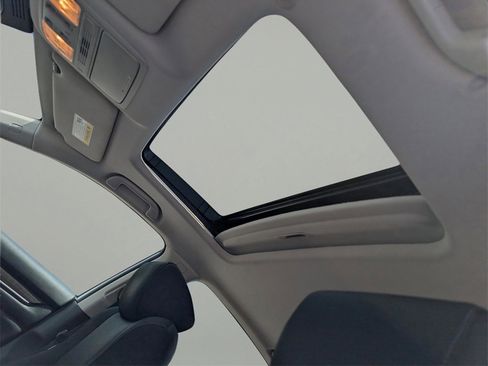 Used 2020 Honda Accord EX image 18