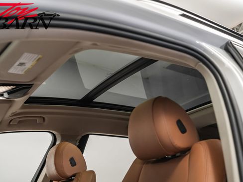 Used 2022 BMW X7 xDrive40i w/ Premium Package image 24