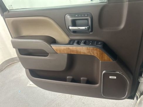 Used 2019 GMC Sierra 2500 SLT w/ Duramax Plus Package image 23