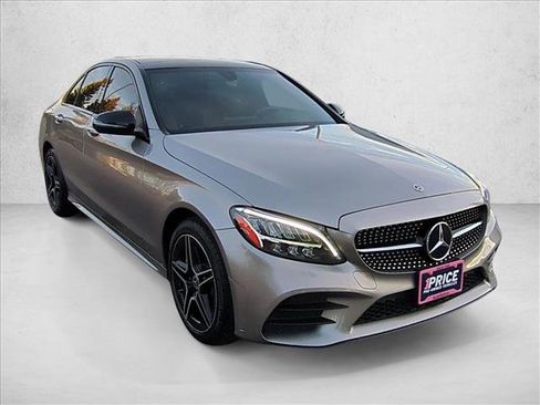 Used 2020 Mercedes-Benz C 300 4MATIC Sedan image 3