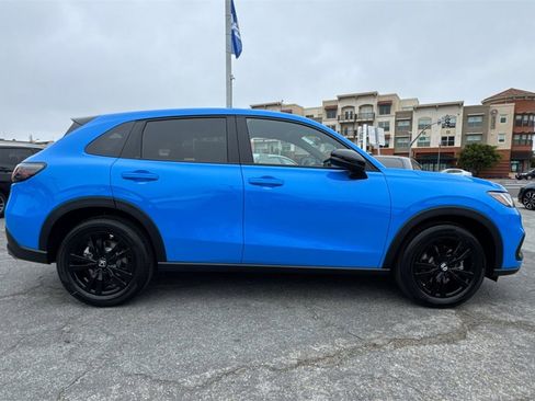 New 2026 Honda HR-V Sport image 3