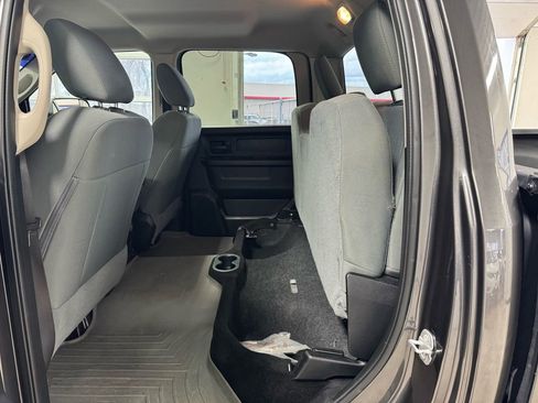 Used 2016 RAM 2500 Tradesman w/ Chrome Appearance Group image 20