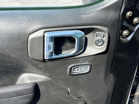 Used 2021 Jeep Wrangler Unlimited Sport S image 19