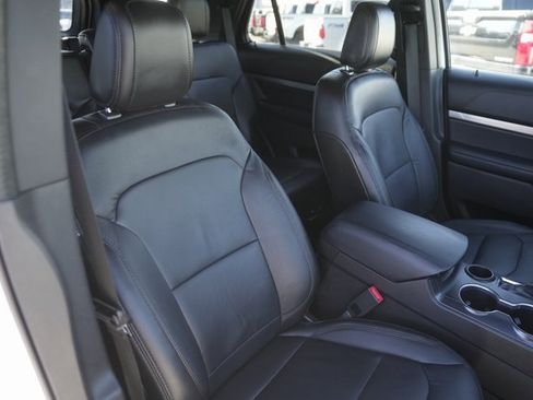 Certified 2018 Ford Explorer XLT w/ Equipment Group 202A image 22