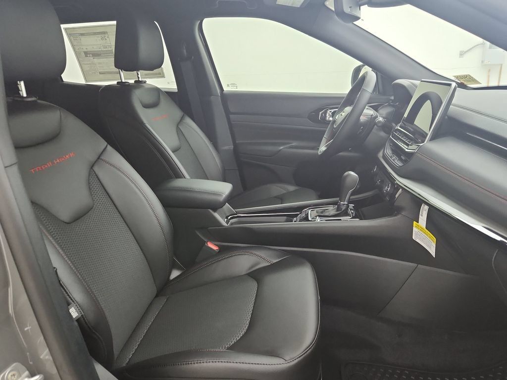 New 2026 Jeep Compass Trailhawk AWD/4WD image 32