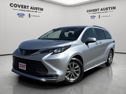 Used 2023 Toyota Sienna XLE