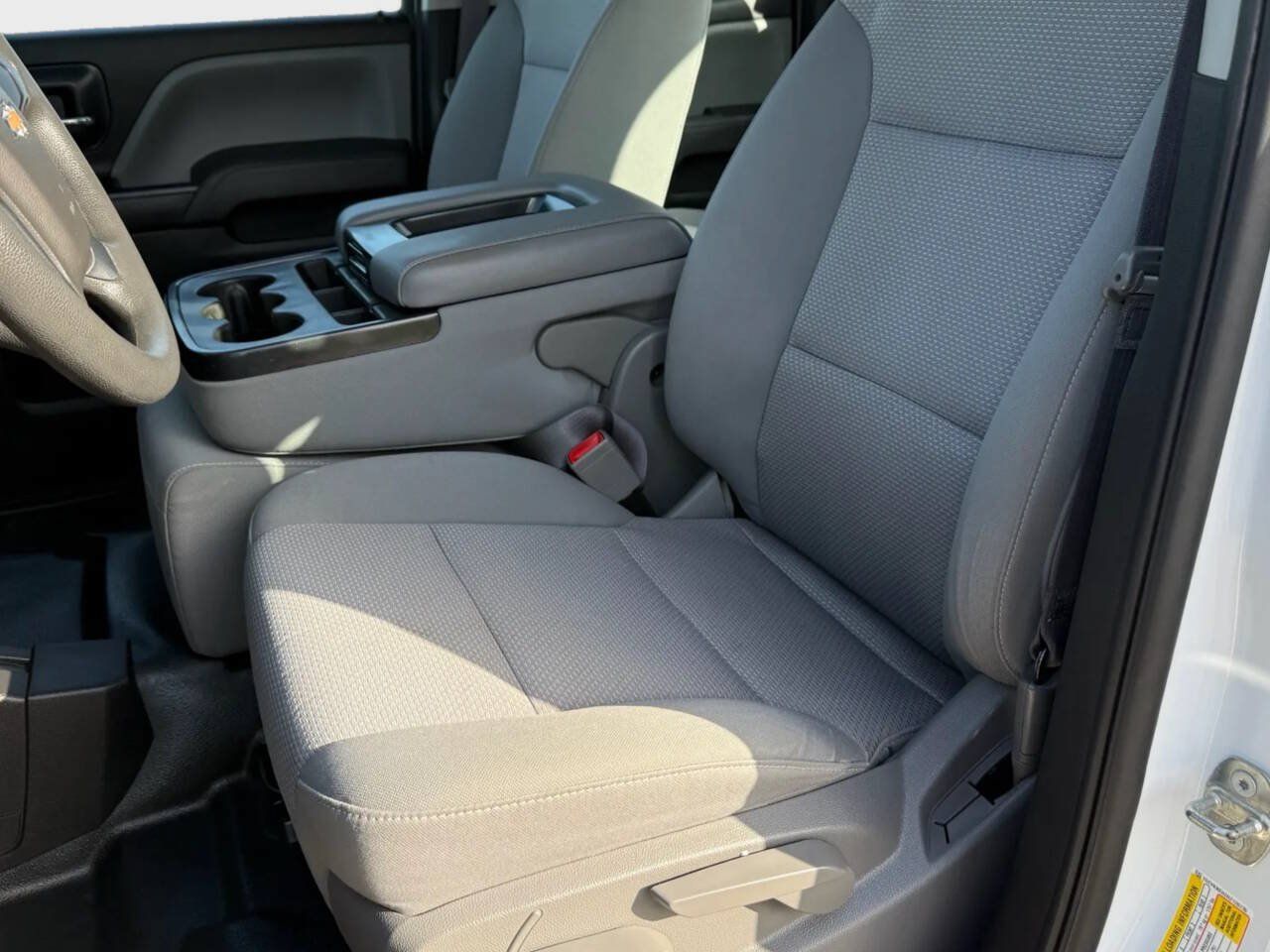 Used 2017 Chevrolet Silverado 1500 W/T AWD/4WD image 7