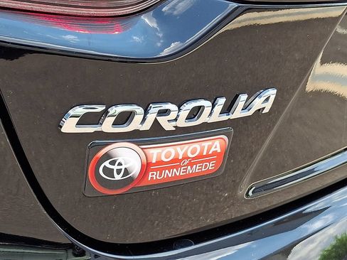 Certified 2023 Toyota Corolla SE FWD image 30