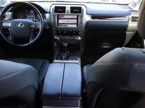 Used 2019 Lexus GX 460 Premium AWD/4WD image 13