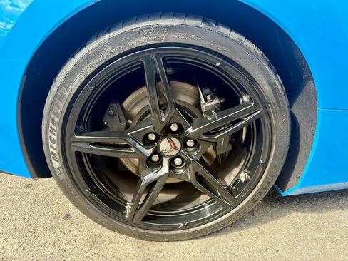 Used 2023 Chevrolet Corvette Stingray Convertible w/ Z51 Performance Package image 12