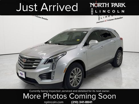 Used 2019 Cadillac XT5 Luxury FWD image 1