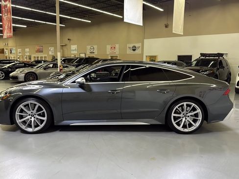 Used 2021 Audi RS 7 Sportback AWD/4WD image 9