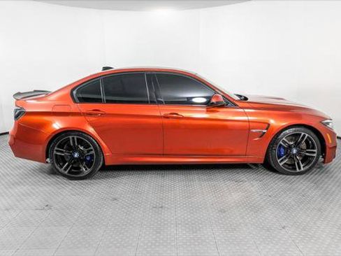 Used 2018 BMW M3 SEDAN image 9