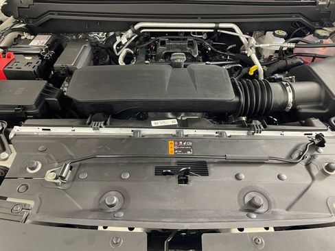 New 2026 GMC Canyon AT4 w/ Technology Plus Package image 18