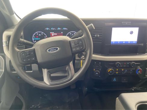 Used 2025 Ford F250 XLT AWD/4WD image 19