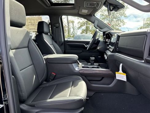 New 2026 GMC Sierra 1500 SLT w/ SLT Premium Package image 25