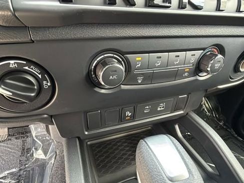 New 2026 Nissan Frontier SV w/ Tow Package image 14