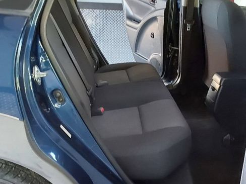 Used 2005 Pontiac Vibe w/ Power Group Value Package FWD image 20