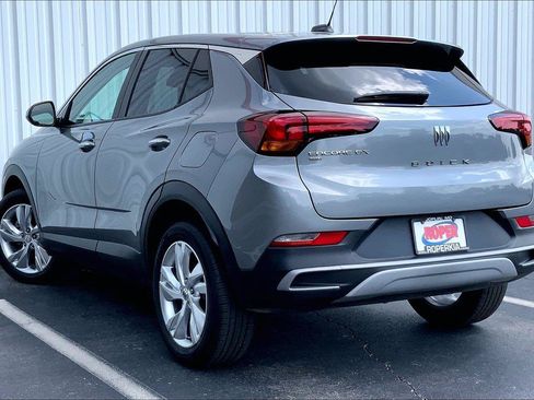 Used 2025 Buick Encore GX Preferred AWD/4WD image 9
