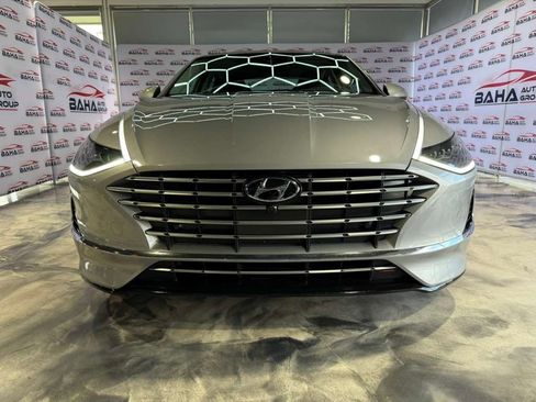 Used 2023 Hyundai Sonata Limited w/ Cargo Package image 4