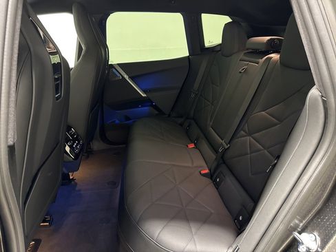 Used 2025 BMW iX M60 image 36