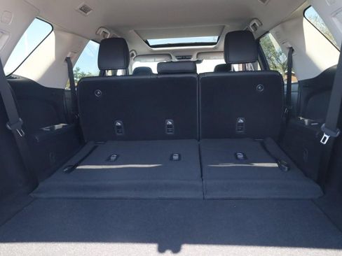 New 2026 Nissan Pathfinder SL w/ SL Premium Package (P04) image 25