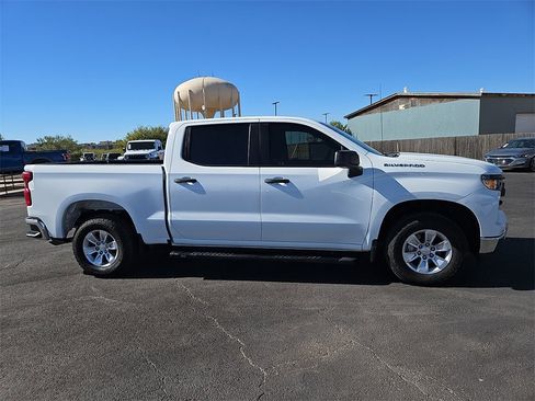 Used 2023 Chevrolet Silverado 1500 W/T w/ Trailering Package image 9