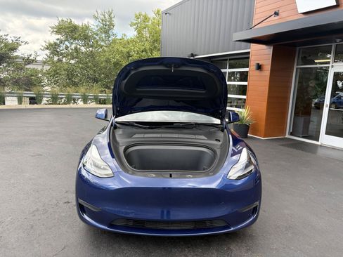 Used 2022 Tesla Model Y Performance AWD/4WD image 10