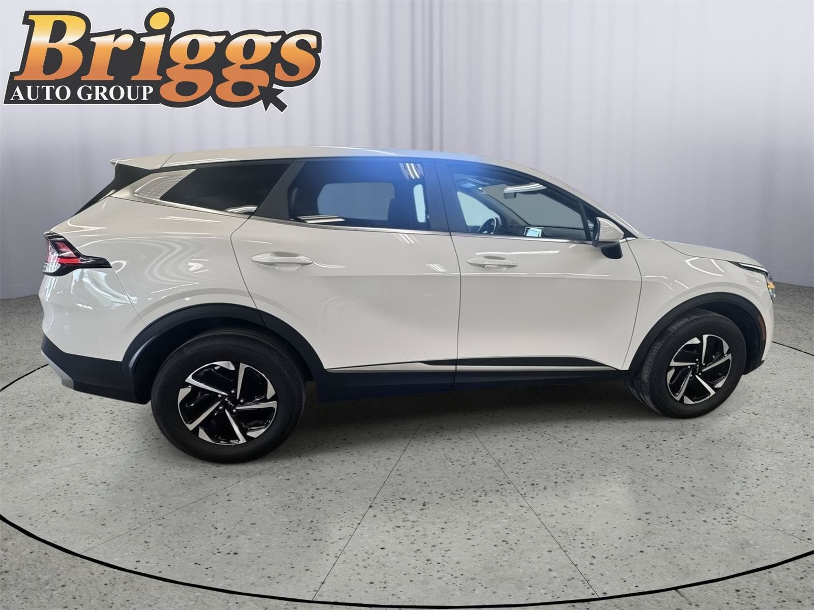 Certified 2025 Kia Sportage LX AWD/4WD image 7