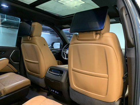 Used 2021 Cadillac Escalade Sport w/ Driver Assist Tech Package image 49