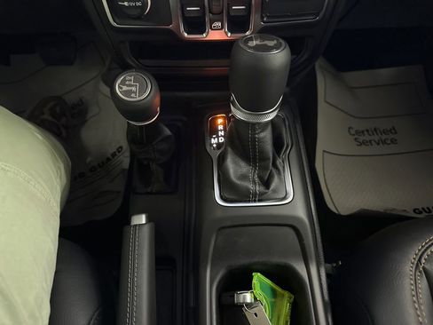 New 2026 Jeep Wrangler Unlimited Sahara AWD/4WD image 40