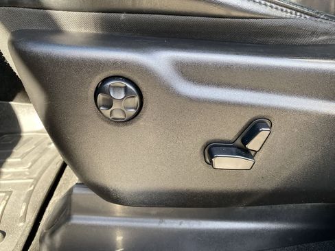 Used 2013 Dodge Durango R/T w/ Leather Interior Group AWD/4WD image 16