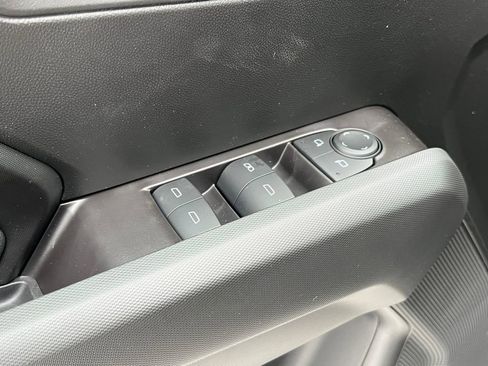 New 2026 GMC Canyon Elevation w/ Convenience Package image 17