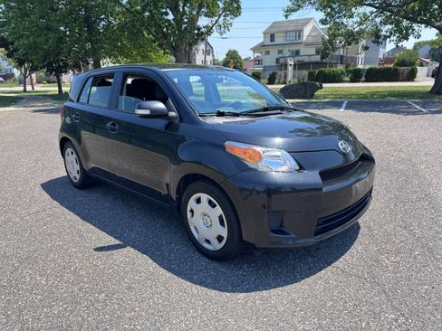 Used 2013 Scion xD FWD image 1