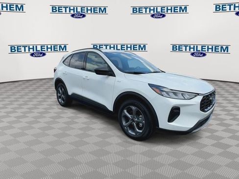 New 2025 Ford Escape ST-Line w/ Cold Weather Package image 2