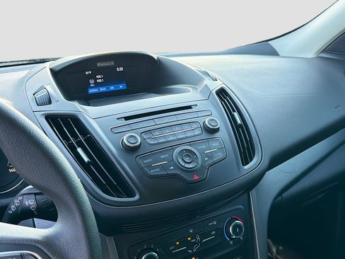 Used 2017 Ford Escape S image 25