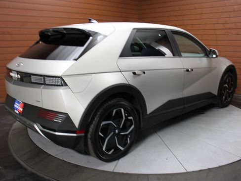 Used 2023 Hyundai Ioniq 5 SEL image 19