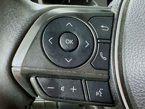 Used 2024 Toyota Corolla SE image 22