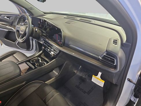 New 2026 Chevrolet Traverse High Country w/ LPO, Floor Liner Package image 10